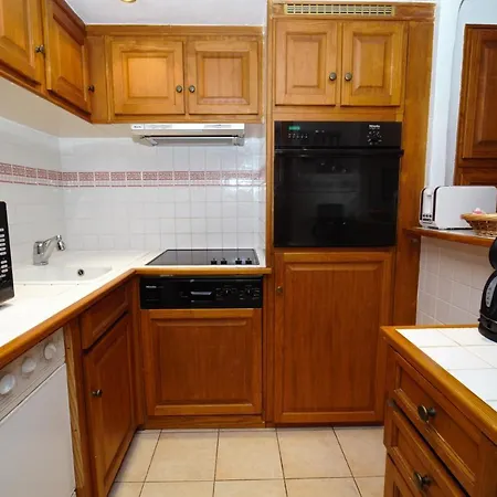 Chalet Bouquetin- Martre Apartment *