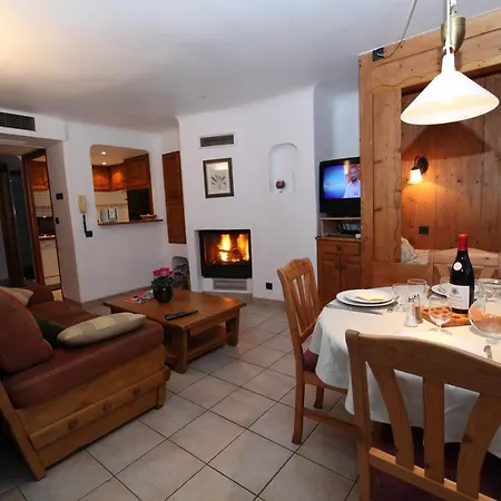 Chalet Bouquetin- Martre Apartment *
